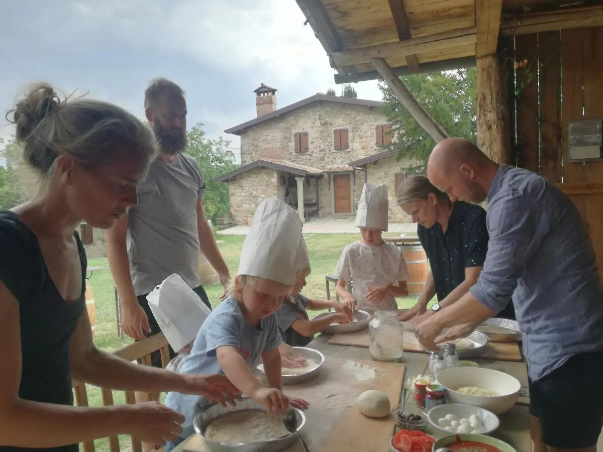 Fattoria Poggio Di Dante Hotel Poppi Fogadó