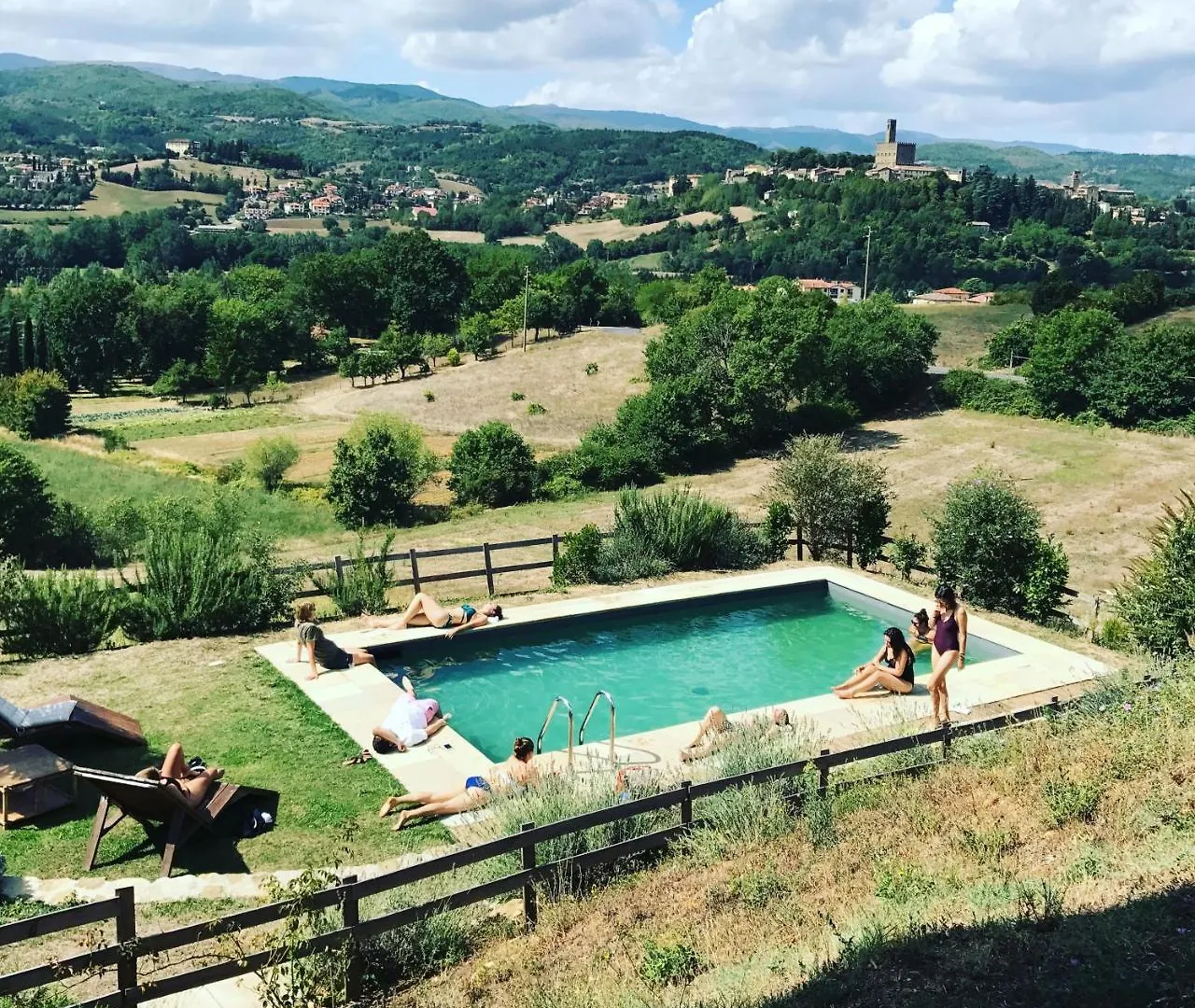 Fattoria Poggio Di Dante Hotel Poppi 0*,  Italy